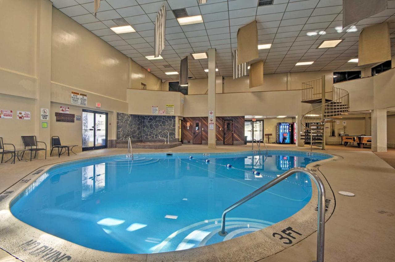 Beech Mountain Resort Condo With Pool Access And Views Eksteriør bilde